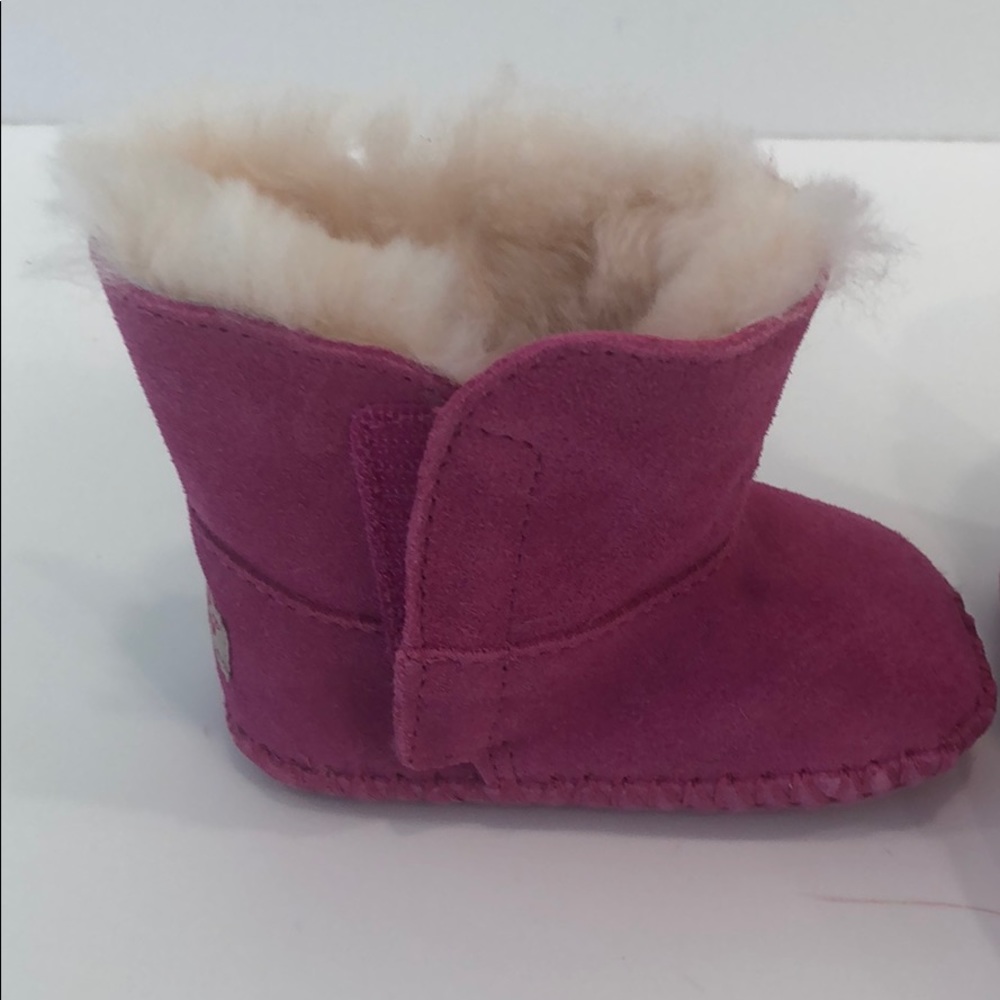 NEW- Ugg pink infant boots size 2/3 - Picture 6 of 6